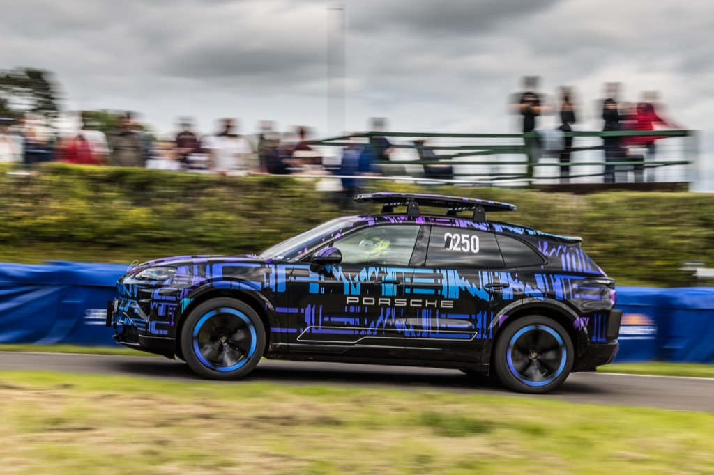 Den elektriske Porsche Cayenne sætter allerede rekord
(Foto: Porsche AG)